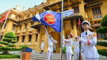 ຫວຽດນາມ ແລະ ອາຊຽນ ສືບຕໍ່ຂຽນເລື່ອງລາວແຫ່ງຄວາມສຳເລັດ ຕະຫຼອດ 31 ປີ