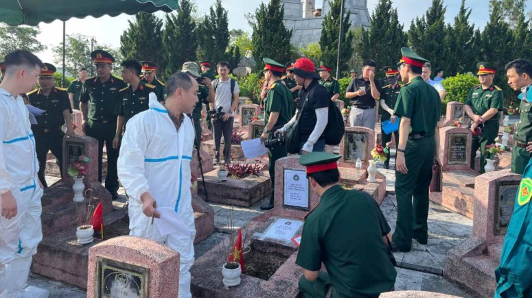 Кампания «500 дней и ночей» и 11 тысяч звонков, помогающих вернуть павших героев домой
