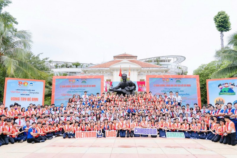 ເດັກນ້ອຍ ຫວຽດນາມ-ລາວ-ກຳປູເຈຍ ເຊື່ອມສາຍສຳພັນຜ່ານກິດຈະກຳຮ່ວມ ເດັກນ້ອຍ ຫວຽດນາມ-ລາວ-ກຳປູເຈຍ ເຊື່ອມສາຍສຳພັນຜ່ານກິດຈະກຳຮ່ວມ