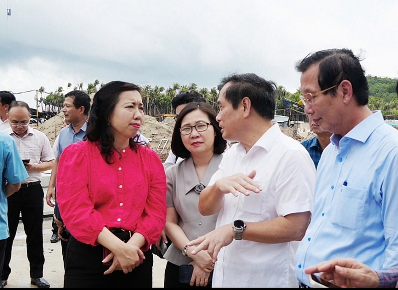 ត្រៀមរៀបចំ APEC ឆ្នាំ ២០២៧៖ បំពេញបន្ថែមហេដ្ឋារចនាសម្ព័ន្ធគមនាគមន៍បម្រើដល់សារព័ត៌មានអន្តរជាតិឱ្យបានឆាប់រហ័ស