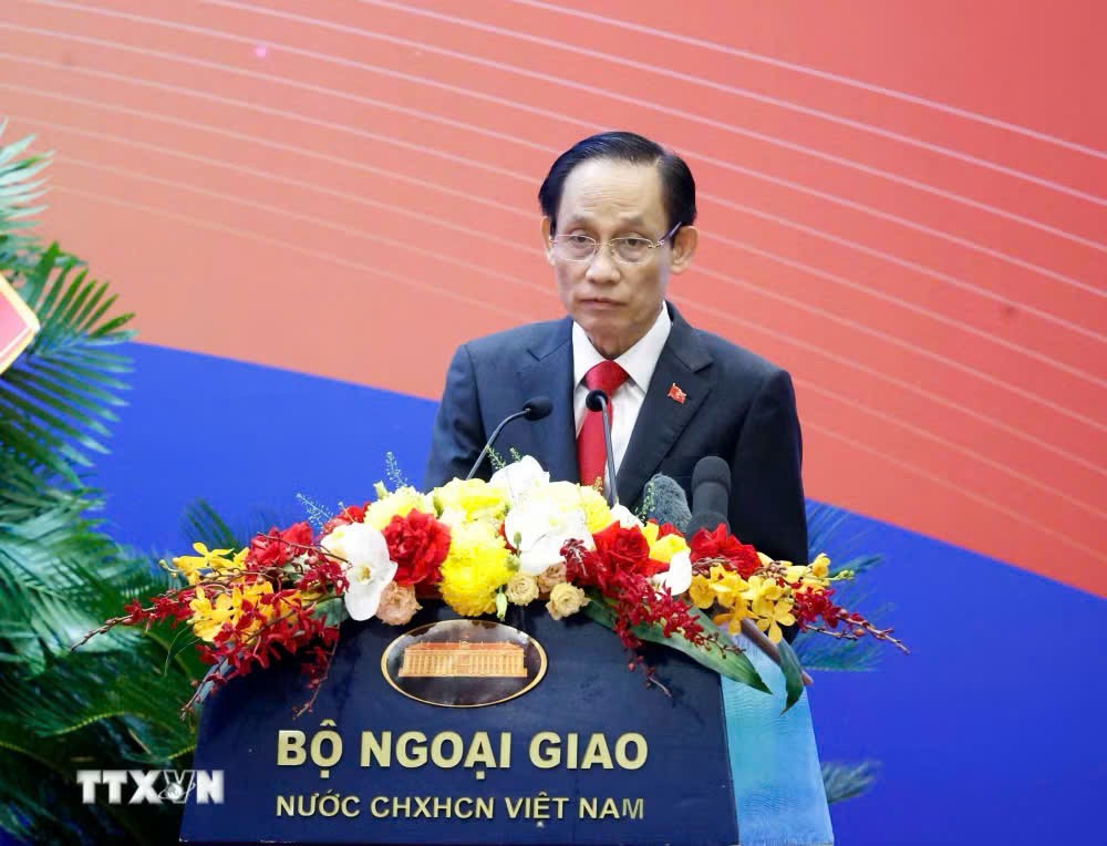 Tổng Bí thư, Chủ tịch nước Tô Lâm dự Phiên khai mạc toàn thể Hội nghị Ngoại giao lần thứ 33 Tổng Bí thư, Chủ tịch nước Tô Lâm dự Phiên khai mạc toàn thể Hội nghị Ngoại giao lần thứ 33