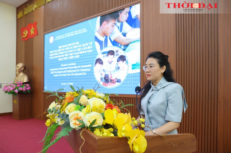 Connecting International Resources to Develop Youth Skills and Sustainable Employment Connecting International Resources to Develop Youth Skills and Sustainable Employment