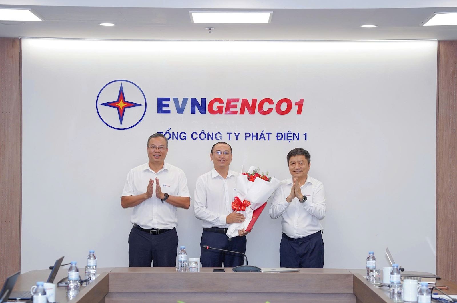 EVNGENCO1 công bố và trao Quyết định bổ nhiệm ông Tạ Tuấn Anh giữ chức vụ Trưởng ban Kỹ thuật và An toàn Tổng công ty
