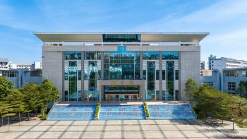 Nhiều học bổng cho sinh viên tại Trường Cao đẳng Nghề Thủy lợi và Điện lực Quảng Tây (Trung Quốc)