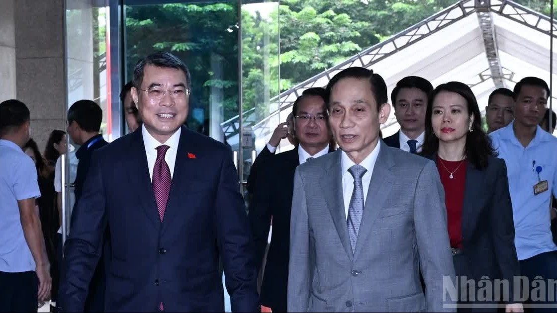 Ngoại giao phục vụ phát triển đất nước trong giai đoạn mới với tư duy đột phá, hành động quyết liệt
