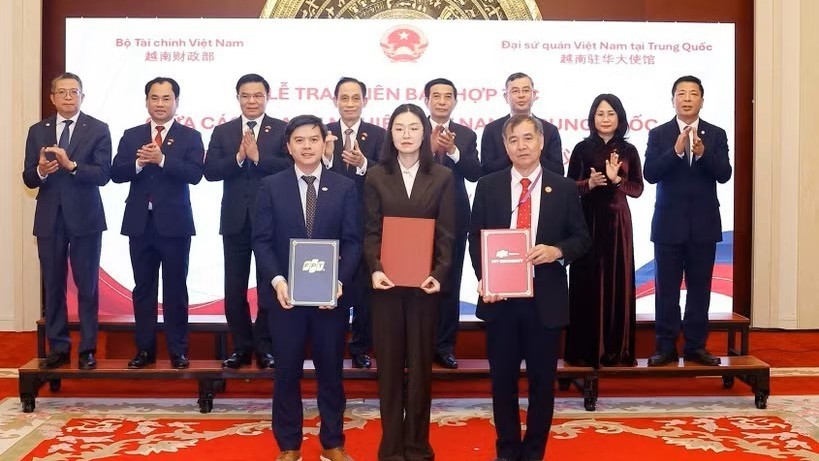 经济外交拓展越中合作新空间