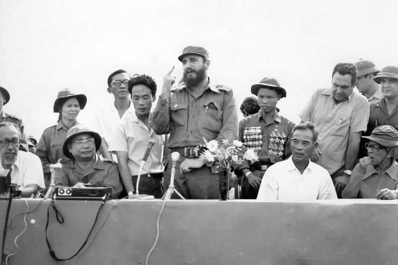 Memories of Fidel Castro - Great Friend of Vietnamese People Memories of Fidel Castro - Great Friend of Vietnamese People