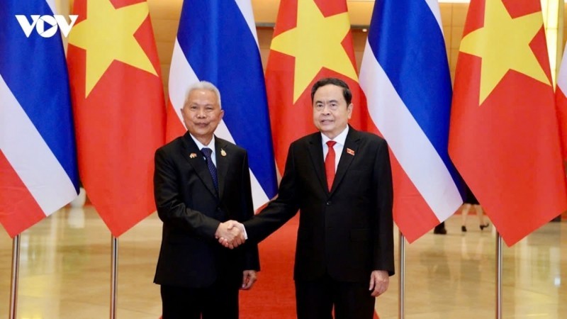 Vietnamese National Assembly Chairman Tran Thanh Man (R) and his visiting Thai counterpart Sophon Zaram shake hands ahead of their talks in Hanoi on August 5 Vietnamese National Assembly Chairman Tran Thanh Man (R) and his visiting Thai counterpart Sophon Zaram shake hands ahead of their talks in Hanoi on August 5