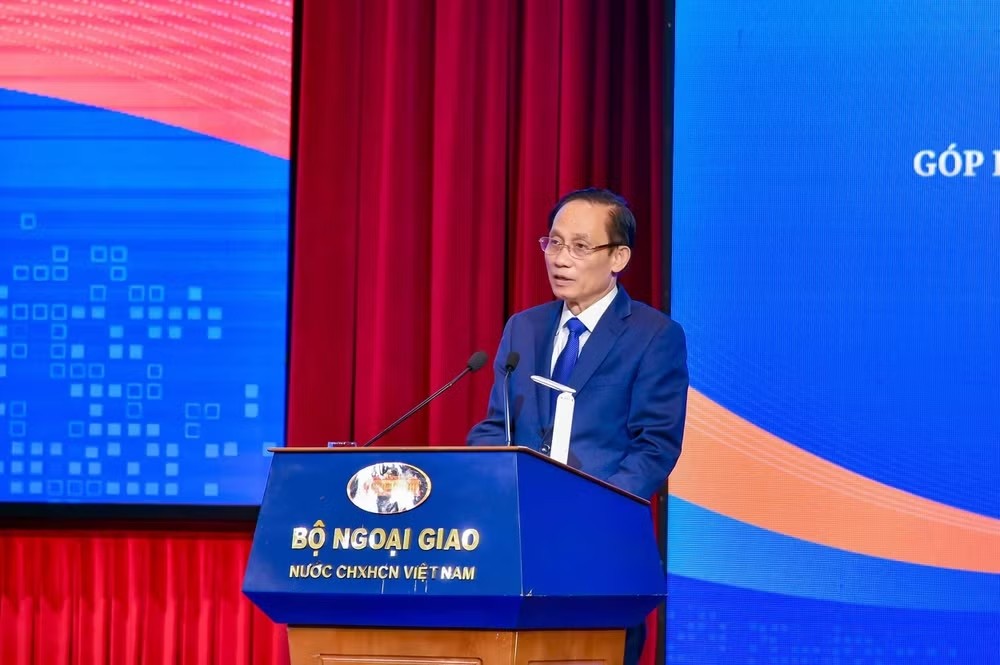 Ngoại giao khoa học - công nghệ phải góp phần hình thành năng lực nội sinh Ngoại giao khoa học - công nghệ phải góp phần hình thành năng lực nội sinh