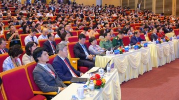 ការផ្លាស់ប្តូរថ្មីយ៉ាងខ្លាំងក្លានូវកិច្ចការបរទេសប្រជាជន ទៅតាមទិសដៅម្ចាស់ការ បង្កើតអភិវឌ្ឍន៍ ភ្ជាប់ទំនាក់ទំនង និងបម្រើដោយផ្ទាល់នូវភារកិច្ចអភិវឌ្ឍន៍