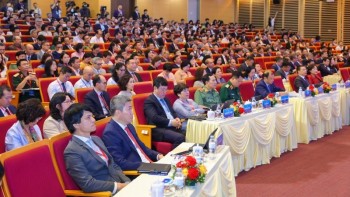 ປັບປຸງວຽກງານການຕ່າງປະເທດປະຊາຊົນຢ່າງເຂັ້ມແຂງ ເພື່ອການພັດທະນາ