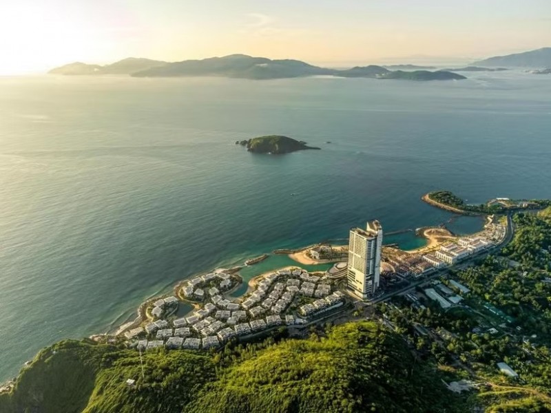 Nha Trang Beach has a particular appeal for international visitors. (Photo: CTV/Vietnam+) Nha Trang Beach has a particular appeal for international visitors. (Photo: CTV/Vietnam+)