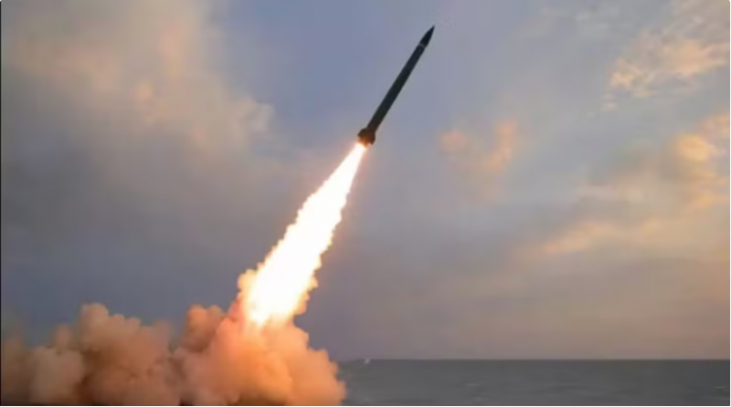 India successfully test-fires Agni-4 missile India successfully test-fires Agni-4 missile
