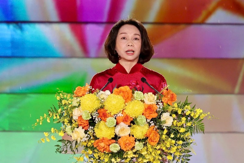 Phó Chủ tịch UBND thành phố Hà Nội Vũ Thu Hà phát biểu khai mạc Festival Võ thuật Quốc tế Hà Nội 2026. (Ảnh: T.L) Phó Chủ tịch UBND thành phố Hà Nội Vũ Thu Hà phát biểu khai mạc Festival Võ thuật Quốc tế Hà Nội 2026. (Ảnh: T.L)