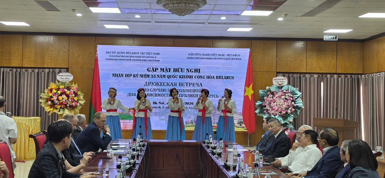 Đối ngoại nhân dân củng cố tình hữu nghị, mở rộng quan hệ hợp tác Việt Nam - Belarus Đối ngoại nhân dân củng cố tình hữu nghị, mở rộng quan hệ hợp tác Việt Nam - Belarus