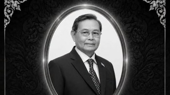 ທ່ານປະທານສະພາແຫ່ງຊາດ ລາວ ໄຊສົມພອນ ພົມວິຫານ ເຖິງແກ່ມໍລະນະກຳ