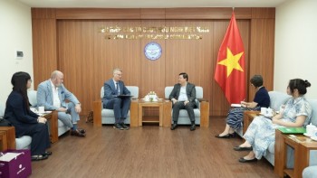 IESC ជួយឧបត្ថម្ភវៀតណាមធ្វើទំនើបកម្មកសិកម្ម និងជំរុញការបំប្លែងឌីជីថល