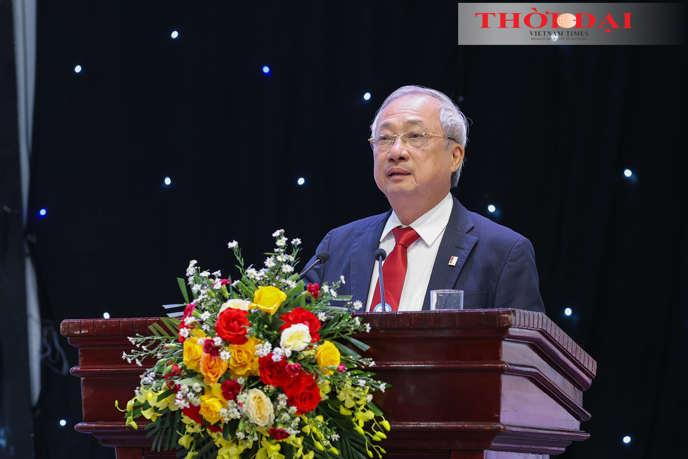 Ông Nguyễn Văn Thành, Chủ tịch Hội hữu nghị Việt Nam - Thái Lan phát biểu tại lễ kỷ niệm. (Ảnh: Đinh Hòa) Ông Nguyễn Văn Thành, Chủ tịch Hội hữu nghị Việt Nam - Thái Lan phát biểu tại lễ kỷ niệm. (Ảnh: Đinh Hòa)