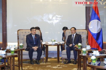 Prime Minister Sonexay Siphandone: Laos Gives Top Priority to Relations with Vietnam