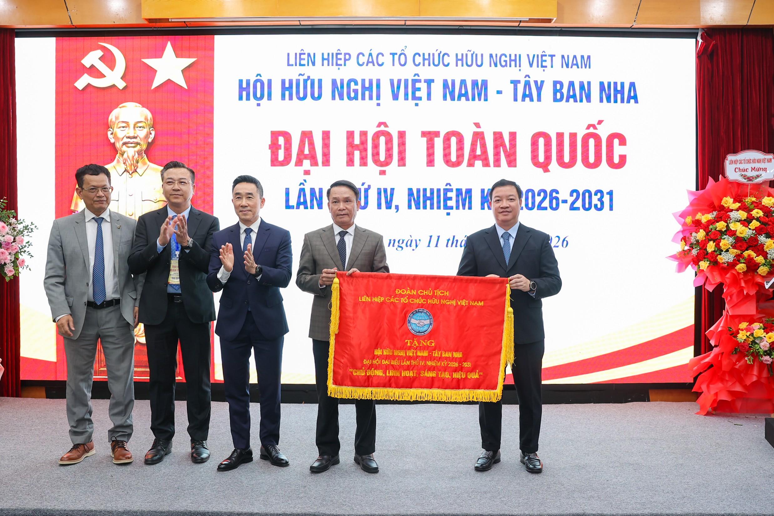 Việt Nam - Tây Ban Nha: Mở rộng từ giao lưu hữu nghị sang kết nối con người, tri thức, địa phương Việt Nam - Tây Ban Nha: Mở rộng từ giao lưu hữu nghị sang kết nối con người, tri thức, địa phương