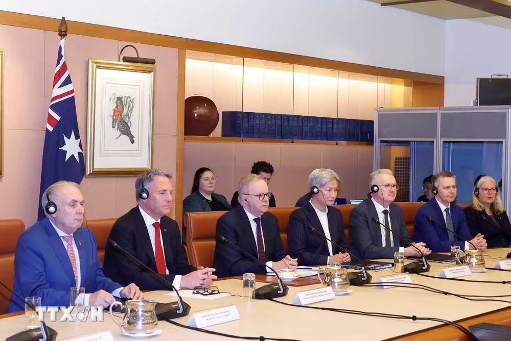 Thủ tướng Anthony Albanese và thành viên đoàn Australia tại cuộc hội đàm với Tổng Bí thư, Chủ tịch nước Tô Lâm. (Ảnh: Thống Nhất/TTXVN) Thủ tướng Anthony Albanese và thành viên đoàn Australia tại cuộc hội đàm với Tổng Bí thư, Chủ tịch nước Tô Lâm. (Ảnh: Thống Nhất/TTXVN)
