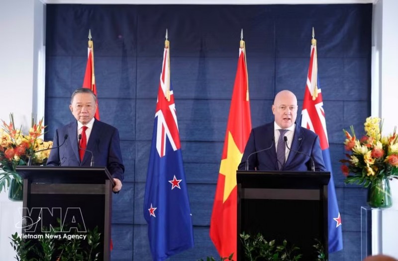 General Secretary of the Communist Party of Vietnam Central Committee and President To Lam (L) and New Zealand Prime Minister Christopher Luxon brief the press on the outcomes of their talks in Auckland on August 13, 2026. (Photo: VNA) General Secretary of the Communist Party of Vietnam Central Committee and President To Lam (L) and New Zealand Prime Minister Christopher Luxon brief the press on the outcomes of their talks in Auckland on August 13, 2026. (Photo: VNA)