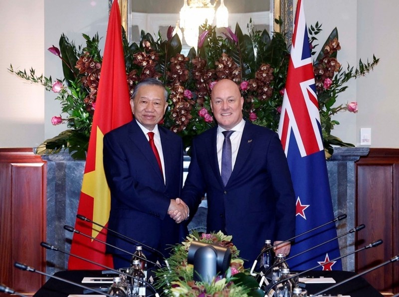 New Zealand Prime Minister Christopher Luxon (R) and Vietnamese Party General Secretary and State President To Lam shake hands ahead of their talks in Auckland on August 13, 2026. (Photo: VNA) New Zealand Prime Minister Christopher Luxon (R) and Vietnamese Party General Secretary and State President To Lam shake hands ahead of their talks in Auckland on August 13, 2026. (Photo: VNA)