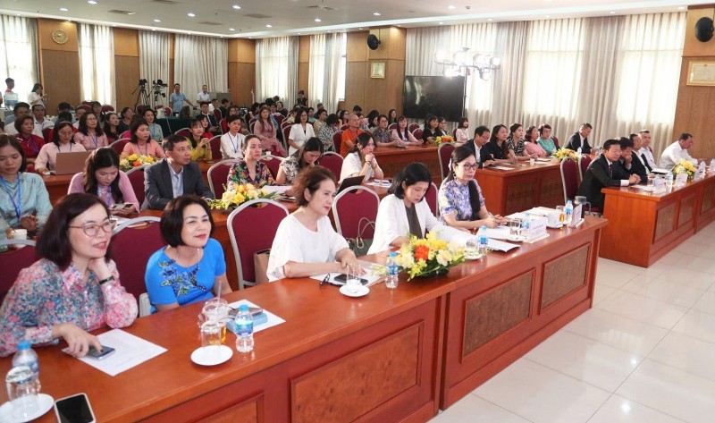 ເຜີຍແຜ່ພາສາຫວຽດນາມ, ເຊື່ອມໂຍງວັດທະນະທຳ ແລະ ກົກເຄົ້າເຫງົ້າກໍ ເຜີຍແຜ່ພາສາຫວຽດນາມ, ເຊື່ອມໂຍງວັດທະນະທຳ ແລະ ກົກເຄົ້າເຫງົ້າກໍ
