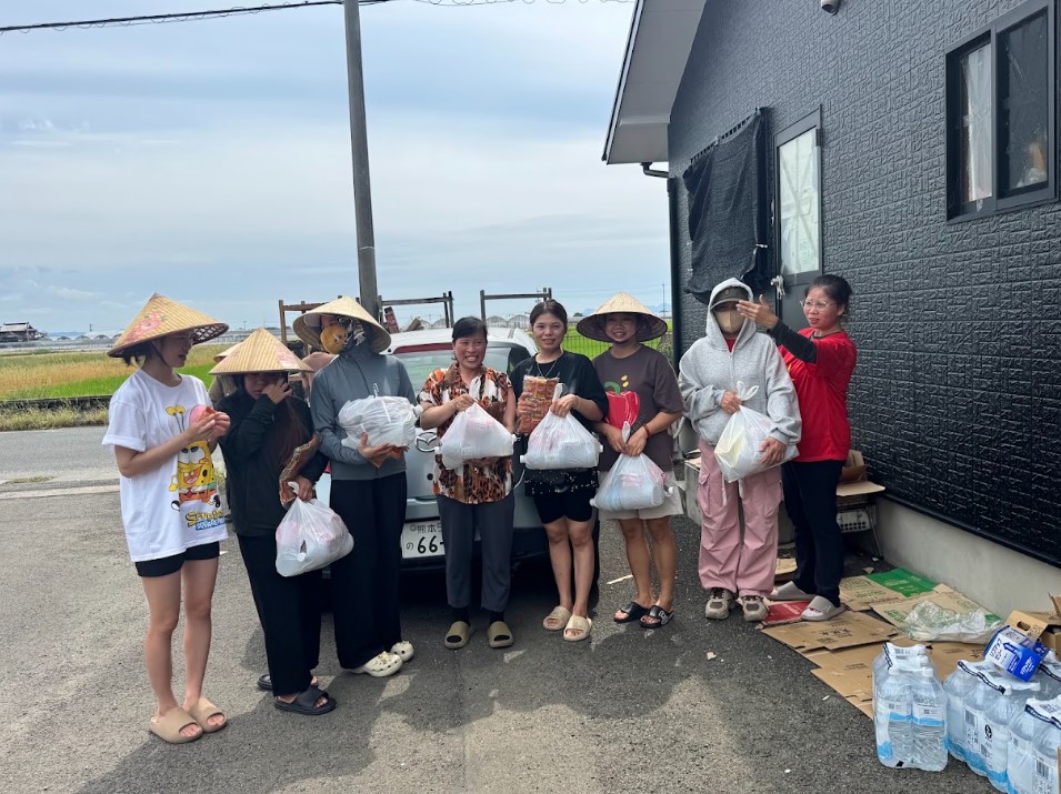 Hỗ trợ người Việt sau động đất Kumamoto (Nhật Bản) Hỗ trợ người Việt sau động đất Kumamoto (Nhật Bản)
