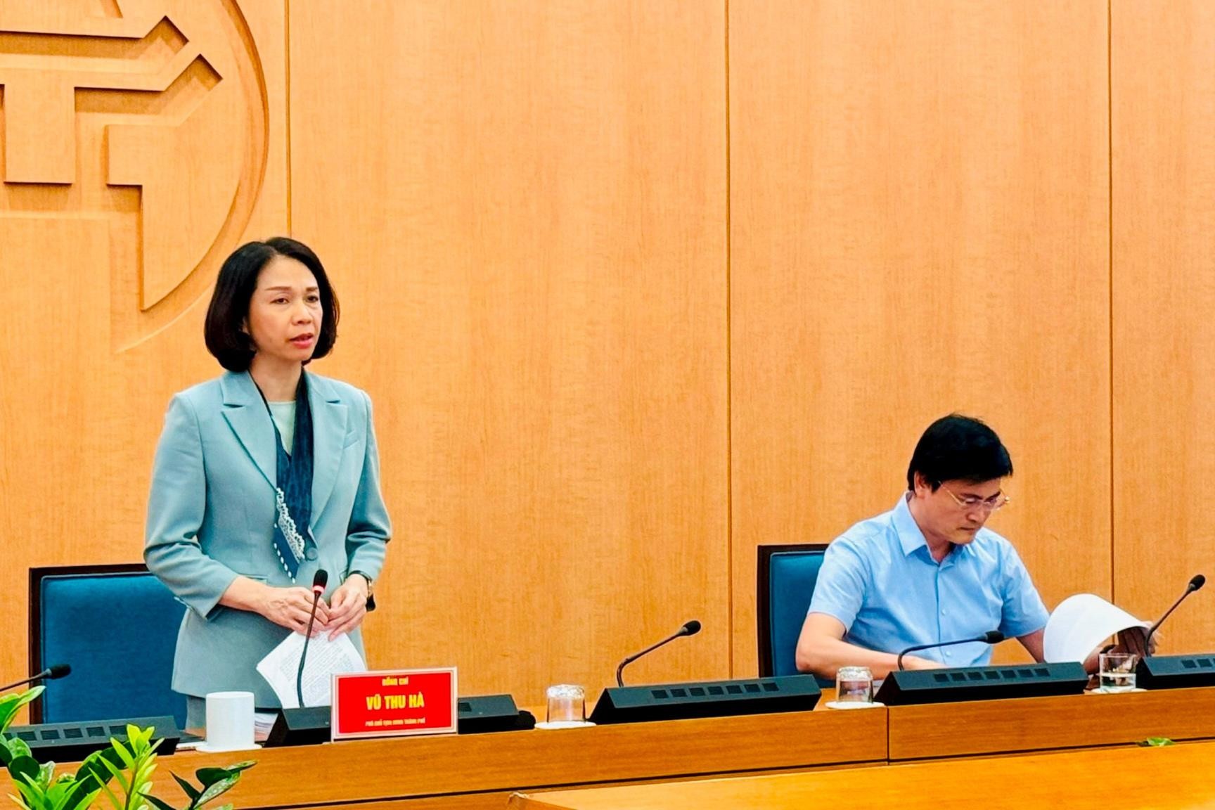 Phó Chủ tịch UBND thành phố Vũ Thu Hà phát biểu. (Ảnh: T.L)