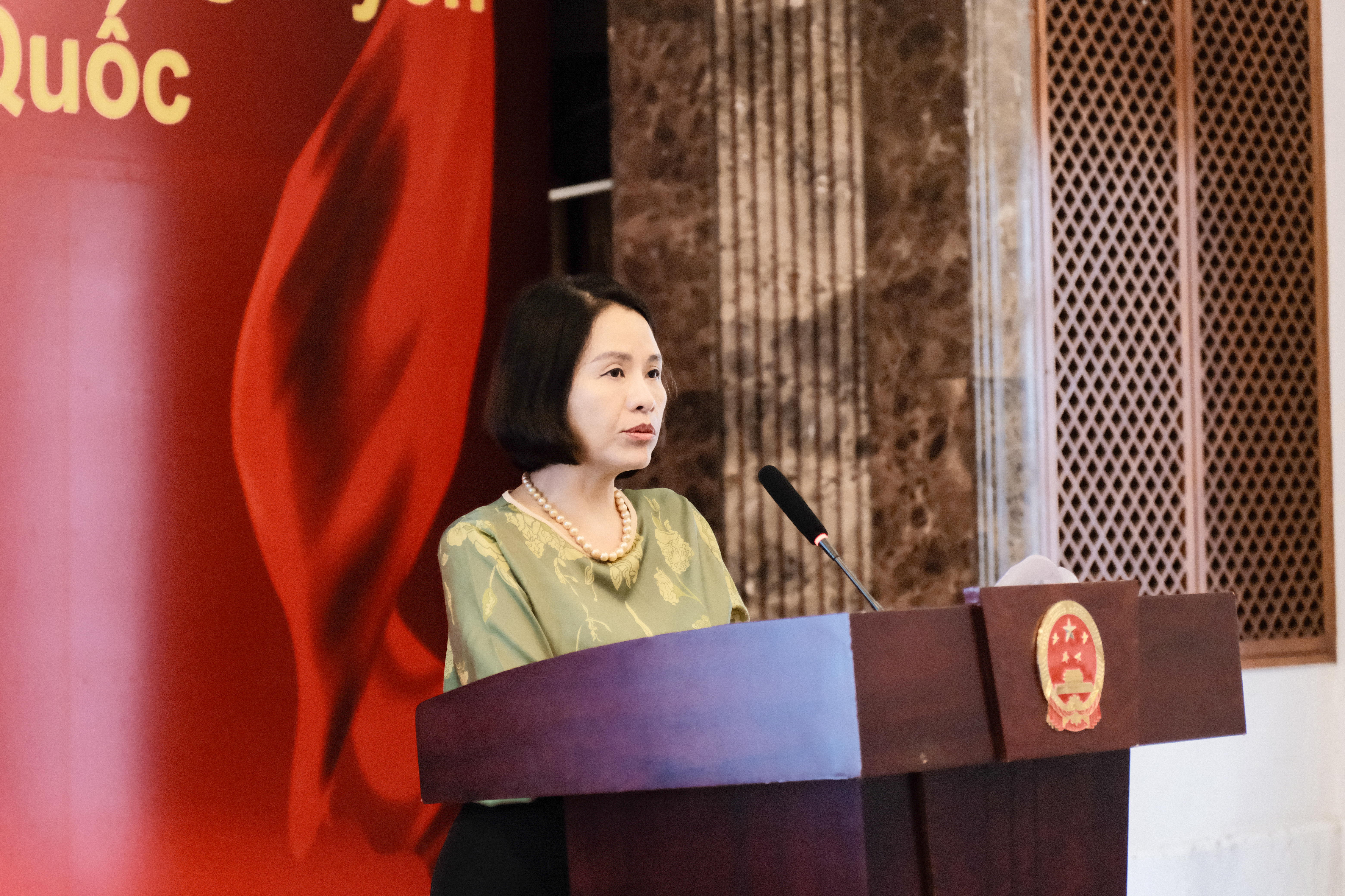 中国驻越南大使馆举行2026-2027学年中国政府奖学金录取通知书颁发仪式 中国驻越南大使馆举行2026-2027学年中国政府奖学金录取通知书颁发仪式