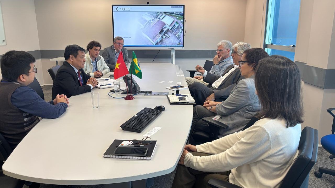 Mở thêm đầu mối hợp tác khoa học - công nghệ Việt Nam - Brazil
