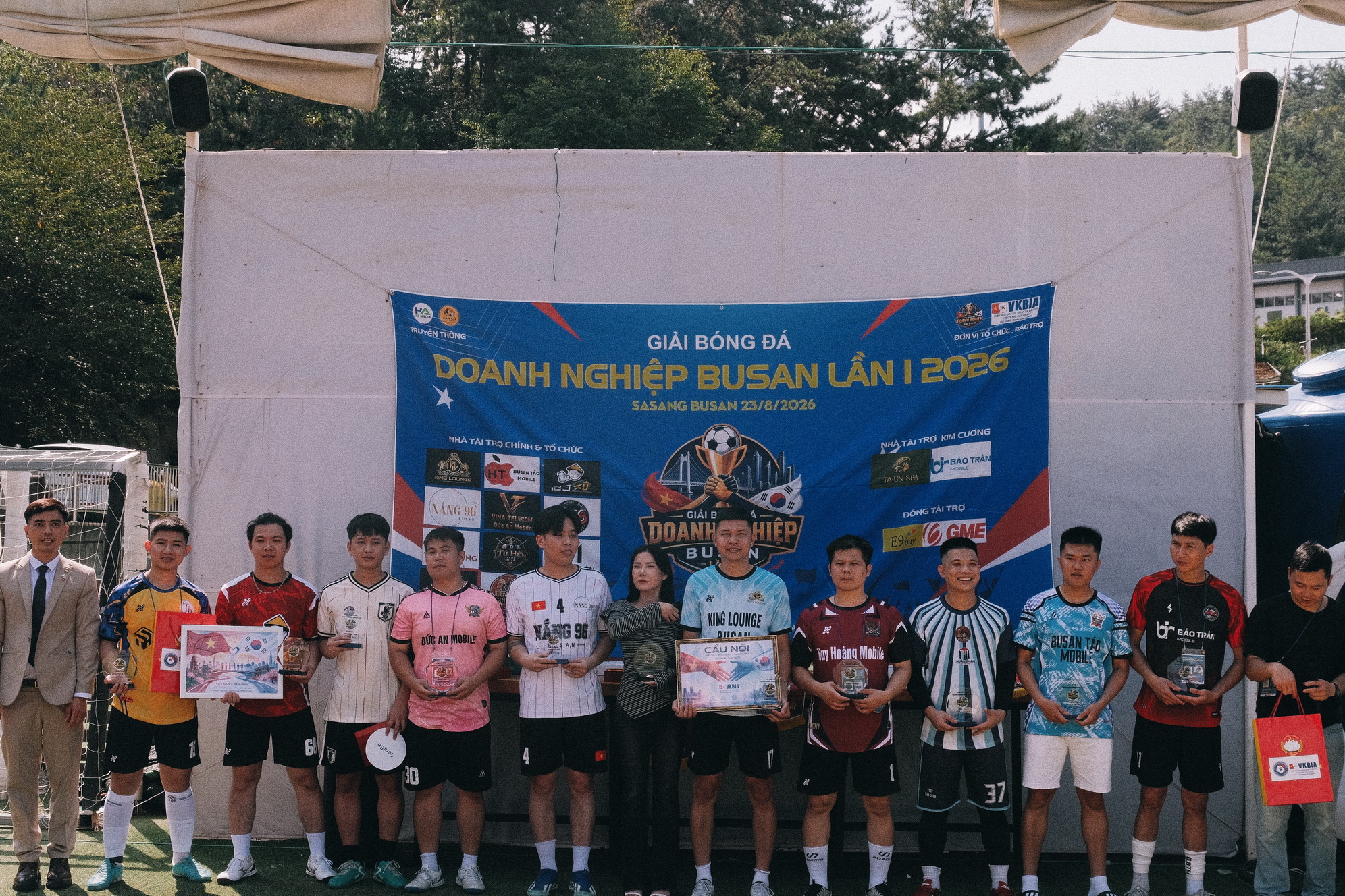 Giải Futsal gắn kết cộng động doanh nghiệp Việt Nam tại Hàn Quốc Giải Futsal gắn kết cộng động doanh nghiệp Việt Nam tại Hàn Quốc