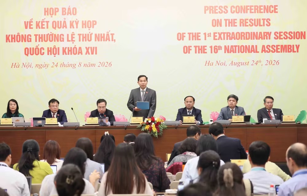 Tổng Thư ký, Chủ nhiệm Văn phòng Quốc hội Lê Quang Mạnh chủ trì Họp báo. (Ảnh: An Đăng/TTXVN) Tổng Thư ký, Chủ nhiệm Văn phòng Quốc hội Lê Quang Mạnh chủ trì Họp báo. (Ảnh: An Đăng/TTXVN)