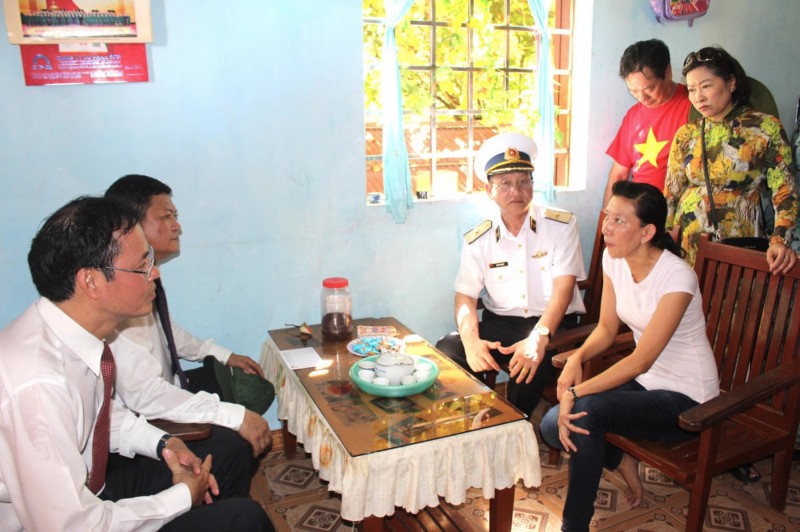 Mobilizing Resources to Support Officers, Soldiers, and Residents in Border and Island Areas