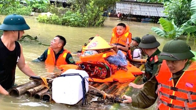 កងទ័ព និងជីវពលជាង ២៣២.០០០ នាក់ ប្រចាំការជួយគាំទ្រប្រជាពលរដ្ឋជម្នះផលវិបាកដោយសារព្យុះភ្លៀង