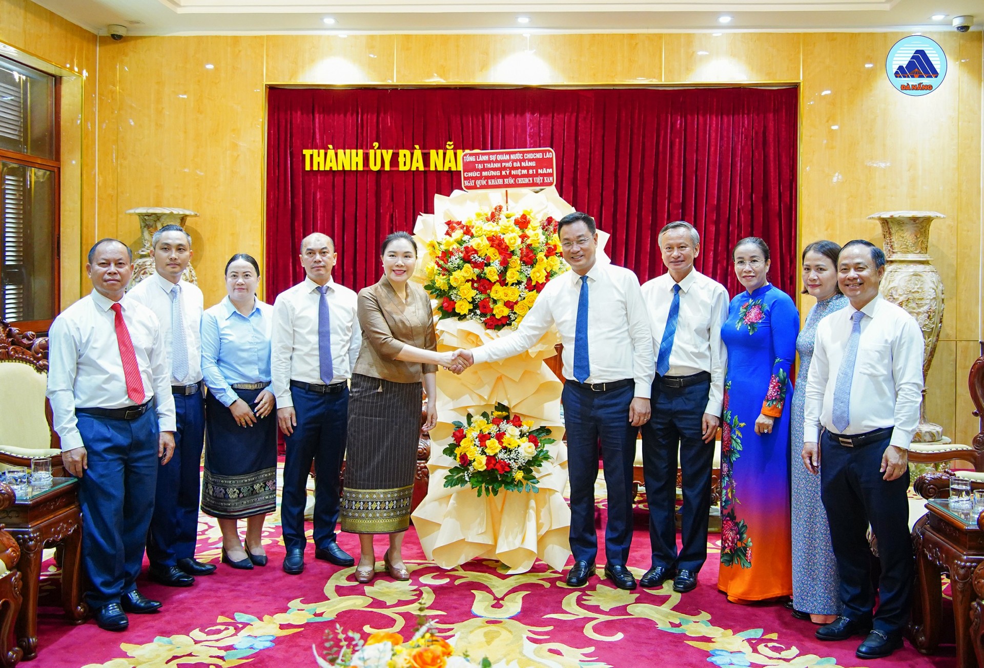 Tổng lãnh sự Lào tại Đà Nẵng chúc mừng Quốc khánh Việt Nam