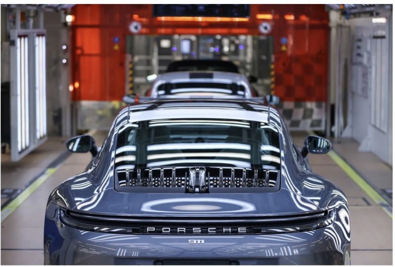 Porsche Inks $1.5 Billion AI Deal With India’s Tata Consultancy Porsche Inks $1.5 Billion AI Deal With India’s Tata Consultancy