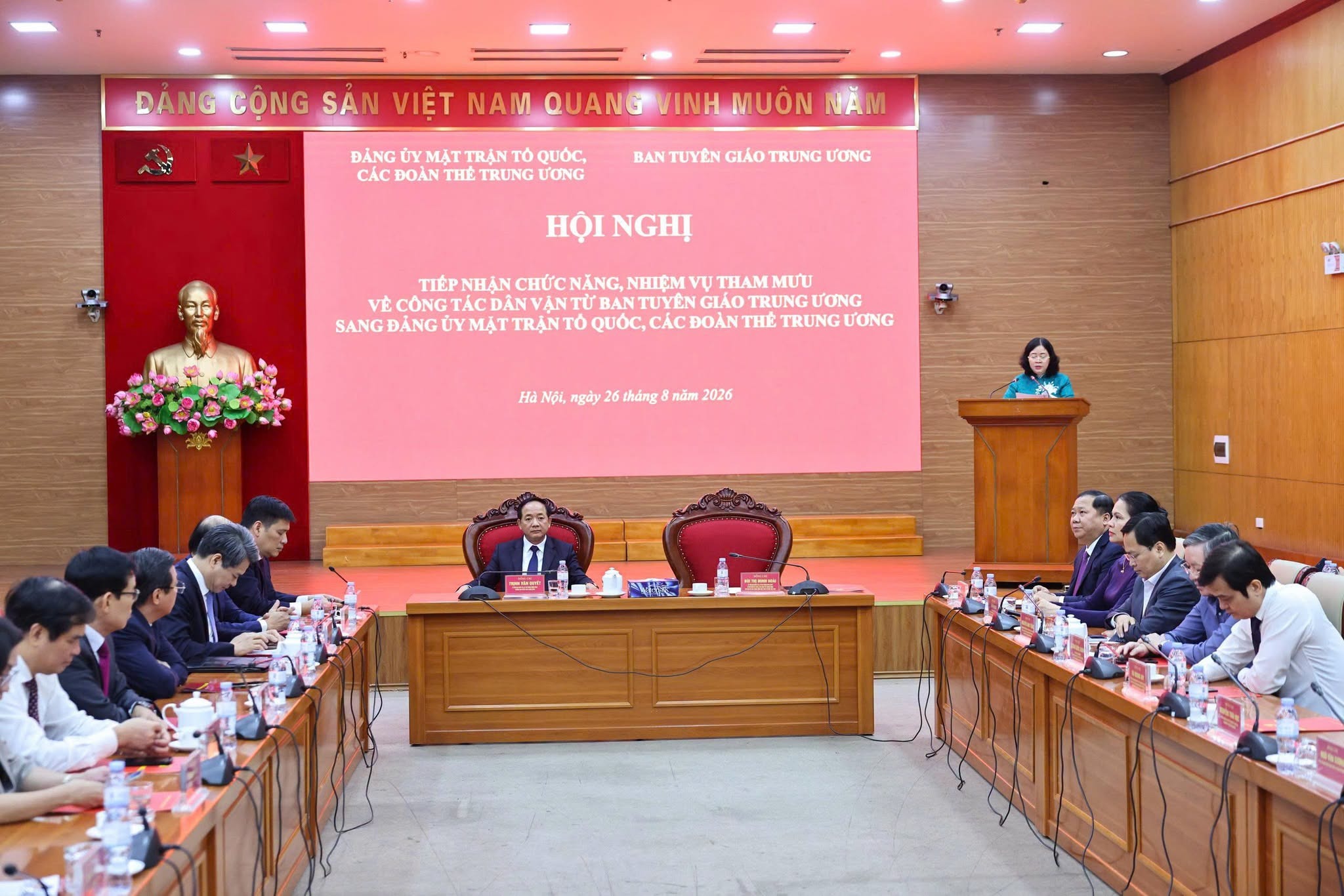 Hội nghị tiếp nhận chức năng, nhiệm vụ tham mưu về công tác dân vận từ Ban Tuyên giáo Trung ương sang Đảng ủy MTTQ, các đoàn thể Trung ương