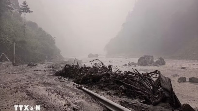 Chưa ghi nhận công dân Việt Nam bị ảnh hưởng do lũ quét tại biên giới Nepal - Trung Quốc