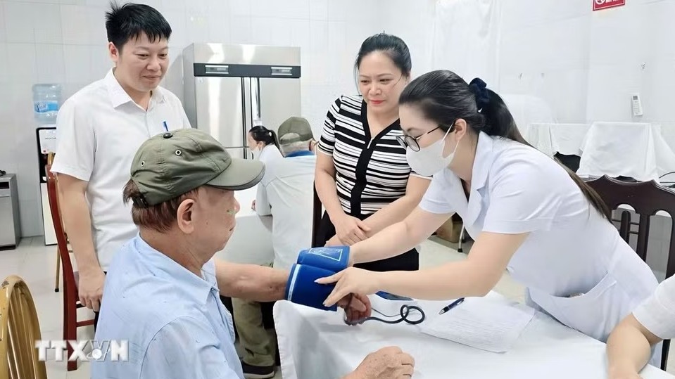 Chăm lo, phát triển con người là mục tiêu xuyên suốt của Đảng, Nhà nước ta