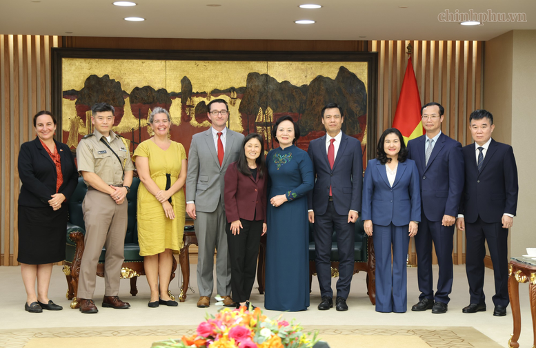 Các đại biểu chụp ảnh lưu niệm - Ảnh: chinhphu.vn/Thu Giang Các đại biểu chụp ảnh lưu niệm - Ảnh: chinhphu.vn/Thu Giang