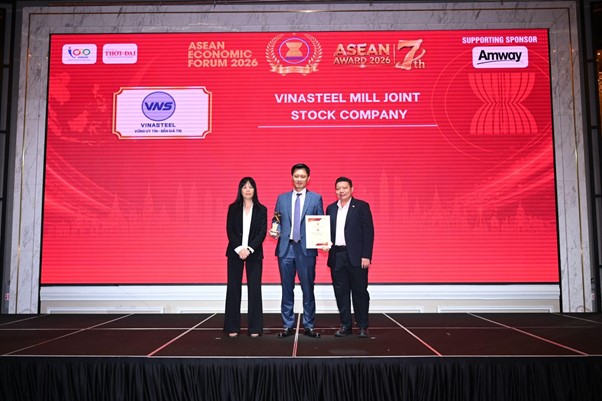 Đại diện Vinasteel nhận danh hiệu Top 10 ASEAN Renowned Brand 2026 tại ASEAN Award 2026. Ảnh: Vinasteel. Đại diện Vinasteel nhận danh hiệu Top 10 ASEAN Renowned Brand 2026 tại ASEAN Award 2026. Ảnh: Vinasteel.