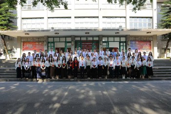 Củng cố nền tảng xã hội qua Liên hoan nhân dân biên giới Việt -Trung và Hành trình đỏ nghiên cứu học tập của thanh niên