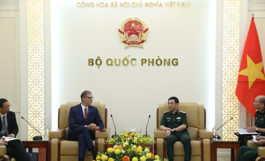 ຫວຽດນາມ ແລະ ຝຣັ່ງ ເພີ່ມທະວີການຮ່ວມມືດ້ານປ້ອງກັນຊາດ ໃນຫຼາຍຂົງເຂດທີ່ມີທ່າແຮງ