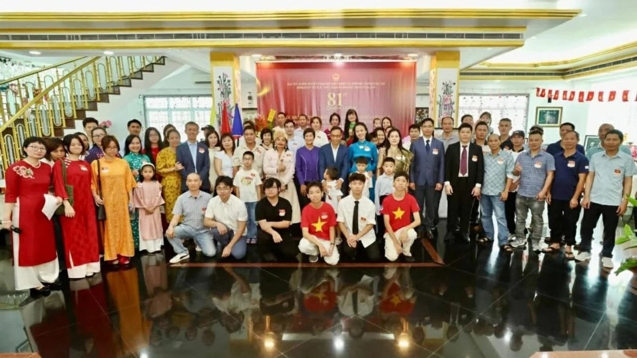 ປະຊາຄົມຊາວຫວຽດນາມ ປະກອບສ່ວນທະນຸຖະໜອມສາຍພົວພັນ ຫວຽດນາມ - ບຣູໄນ