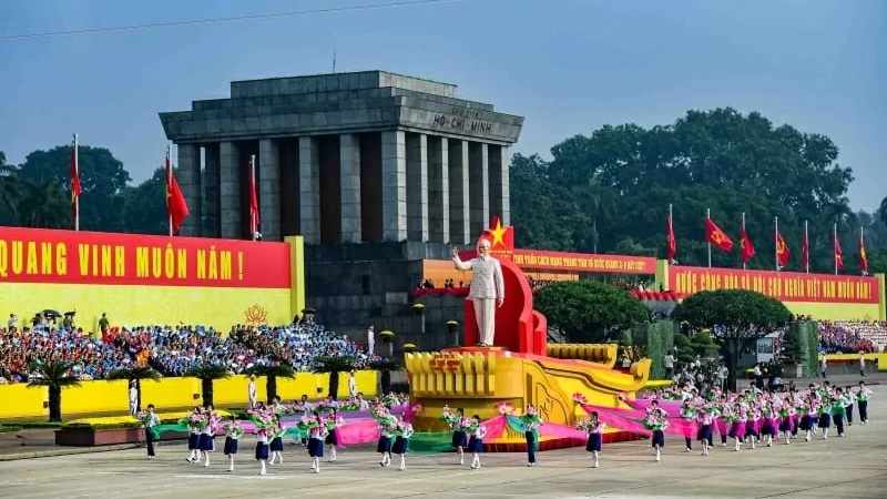 ຈາກຄວາມປາຖະໜາ “ທຽບທຽມ” ສູ່ເສັ້ນທາງເຊື່ອມໂຍງກັບໂລກ