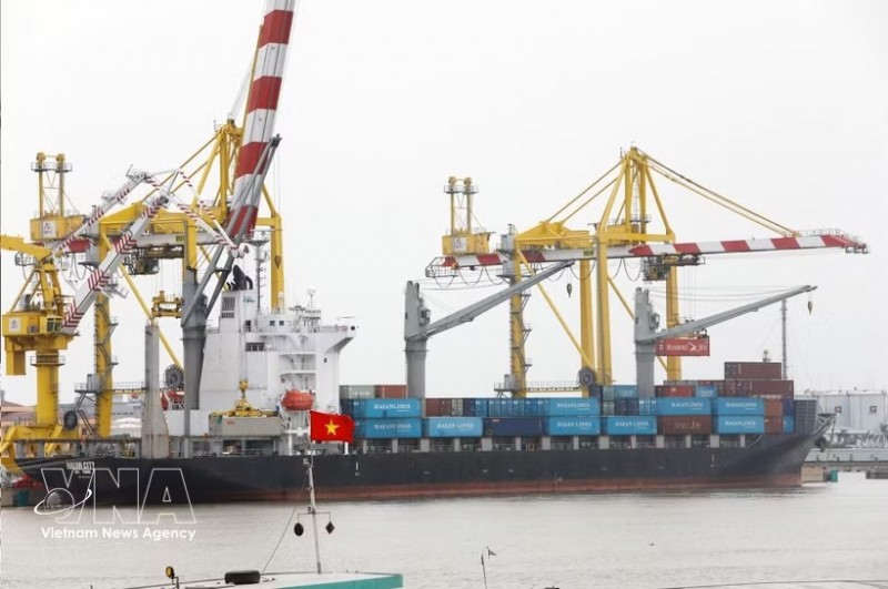Import and export cargo handled at MPC Port in Hai Phong city. (Photo: VNA) Import and export cargo handled at MPC Port in Hai Phong city. (Photo: VNA)