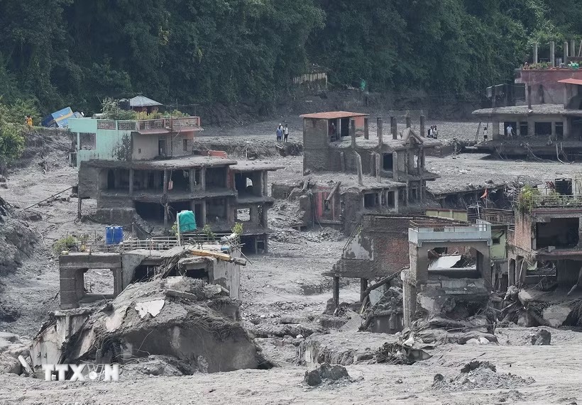Khu vực bị lũ quét tàn phá tại Bidur, Nepal. (Ảnh: Yonhap/TTXVN phát) Khu vực bị lũ quét tàn phá tại Bidur, Nepal. (Ảnh: Yonhap/TTXVN phát)