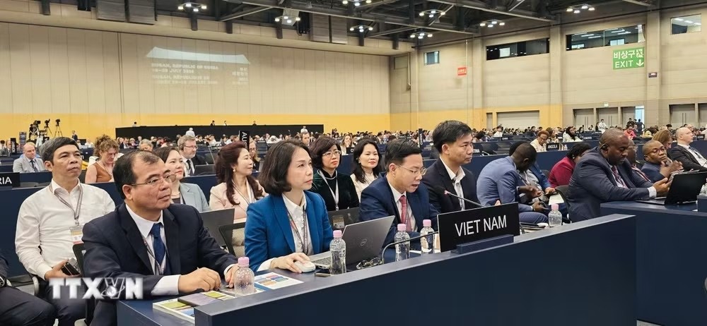 Việt Nam khẳng định vai trò dẫn dắt, để văn hóa là động lực phát triển toàn cầu Việt Nam khẳng định vai trò dẫn dắt, để văn hóa là động lực phát triển toàn cầu